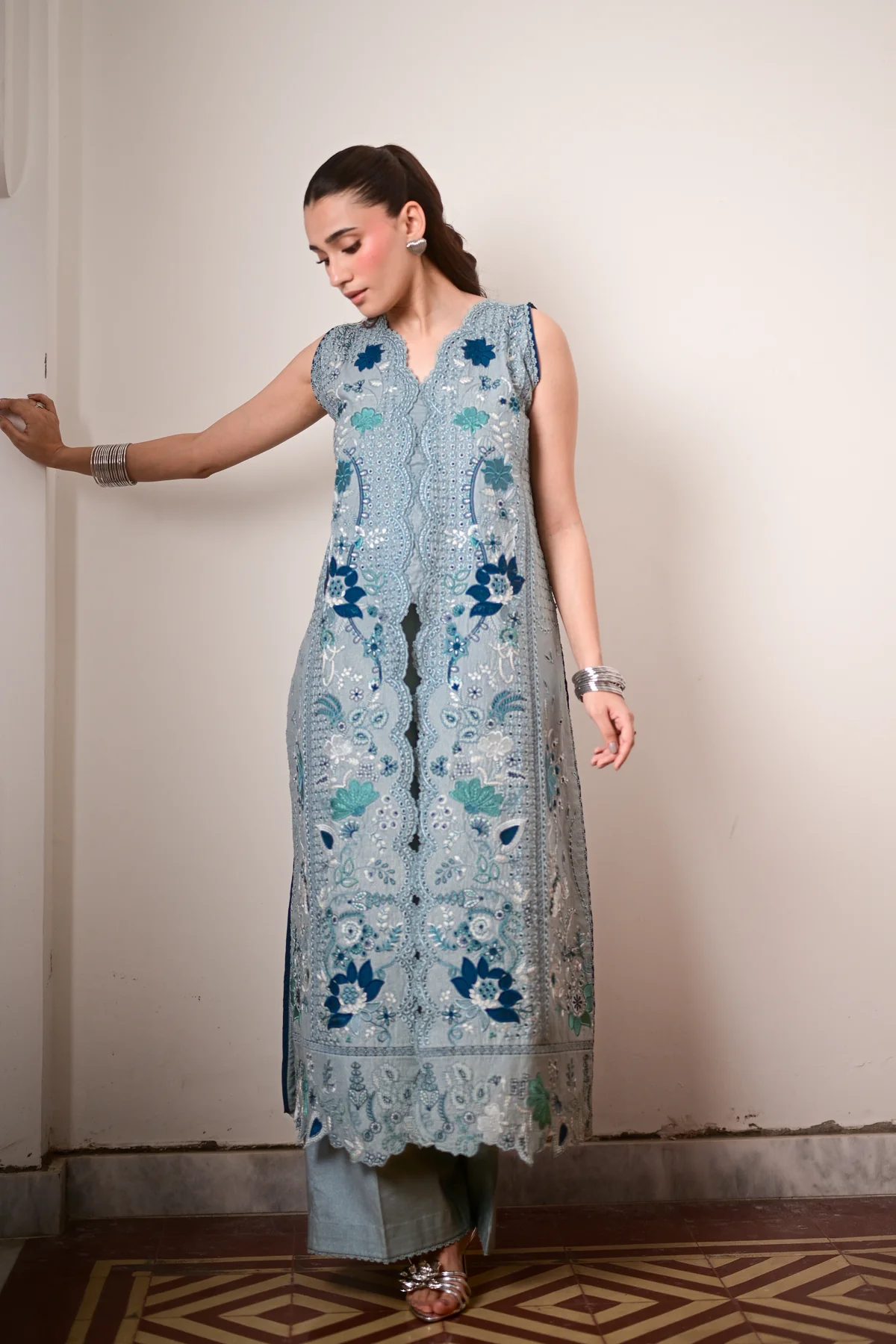 REEM LUXURY EMBROIDERED LAWN SET (NEL-26615)